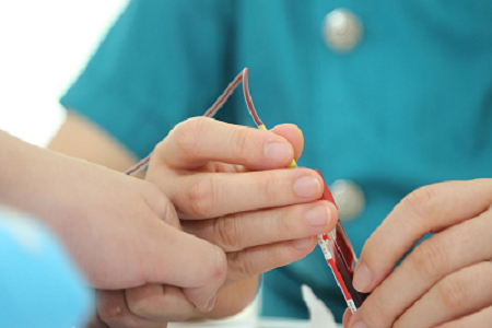 Etibarlı virus kolleksiyası üçün yüksək keyfiyyətli steril swab çubuqları